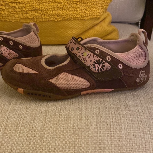 Merrell Brown Suede and Blush Pink Floral Velcro Aqua Lined Girls Size 1 - Picture 3 of 14
